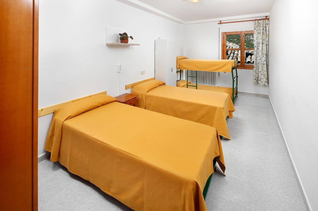 Albergue Sierra De Arbe Naval エクステリア 写真