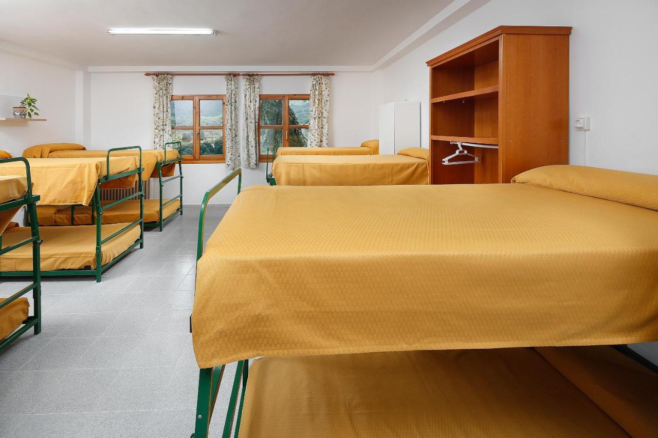 Albergue Sierra De Arbe Naval エクステリア 写真